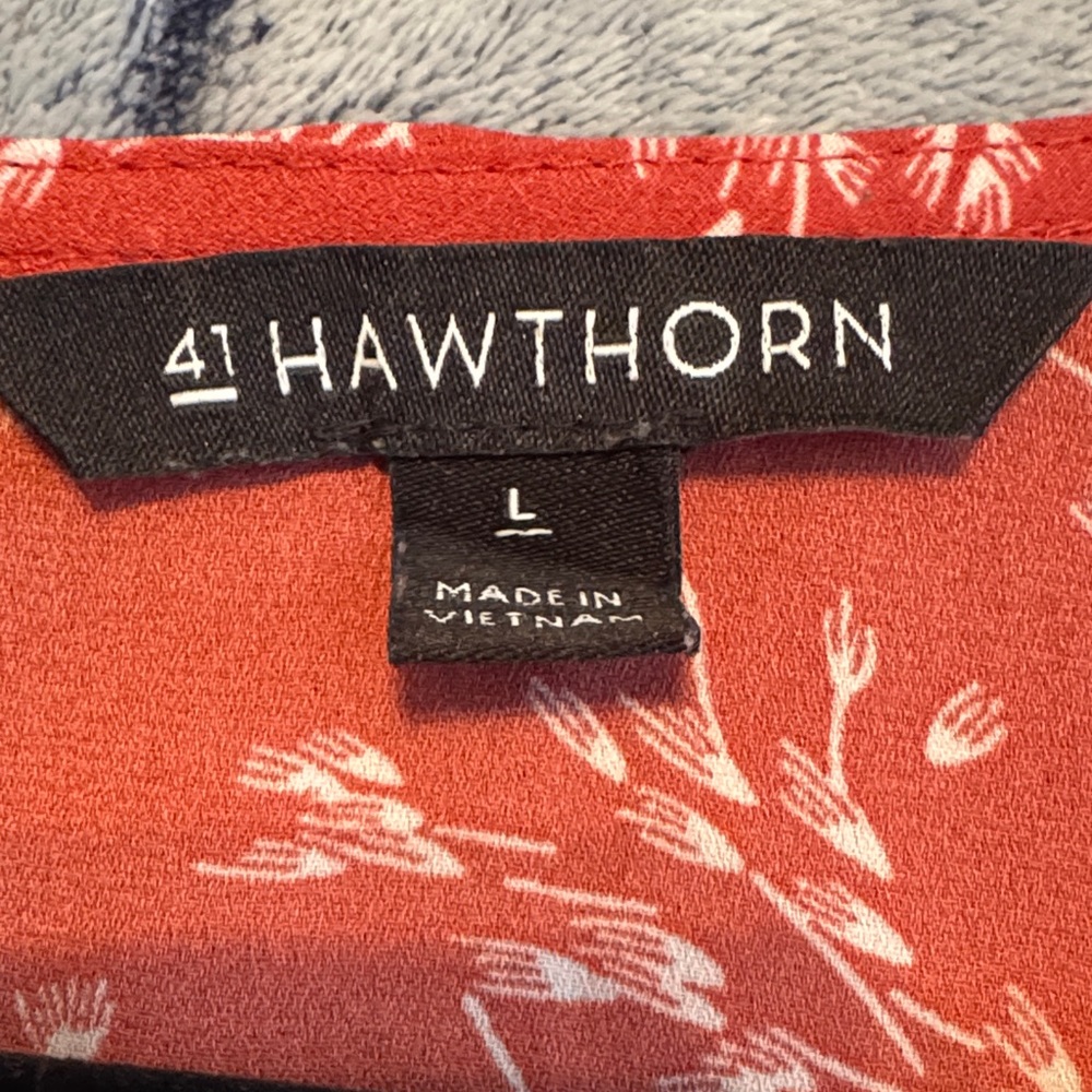 41 Hawthorn Coral and White Blouse
